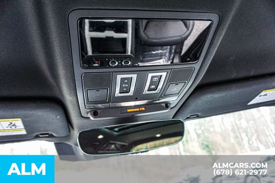 2025 Land Rover Defender S - Photo 34