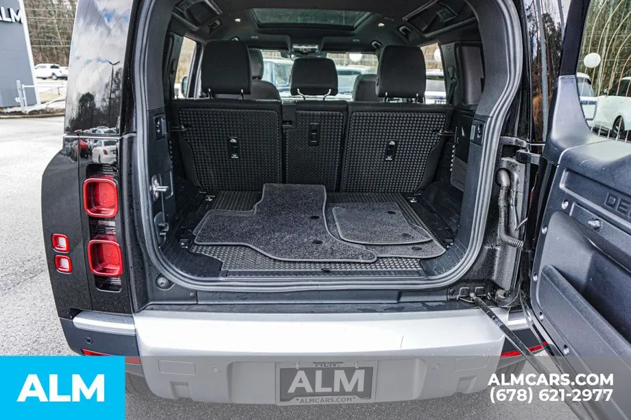 2025 Land Rover Defender S - Photo 24