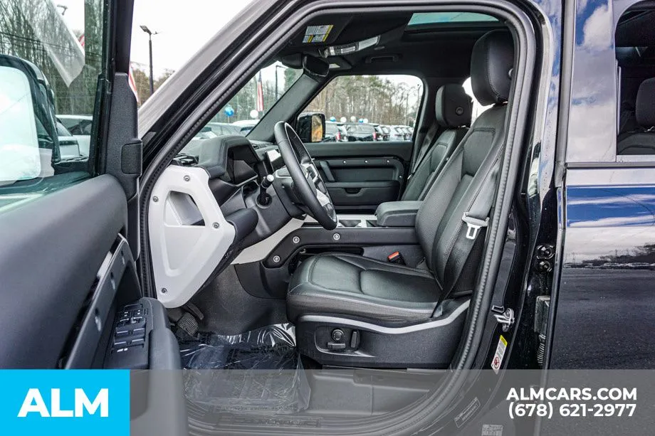 2025 Land Rover Defender S - Photo 19