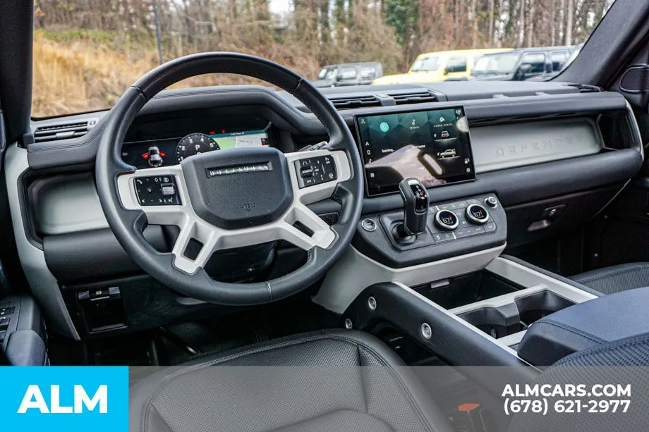 2025 Land Rover Defender S - Photo 28