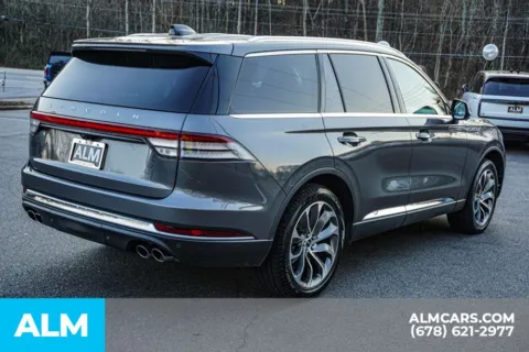 More photos of 2025 Lincoln Aviator Reserve at ALM Marietta, GA