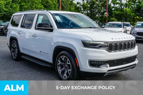 More photos of 2023 Jeep Wagoneer Series III at ALM Marietta, GA