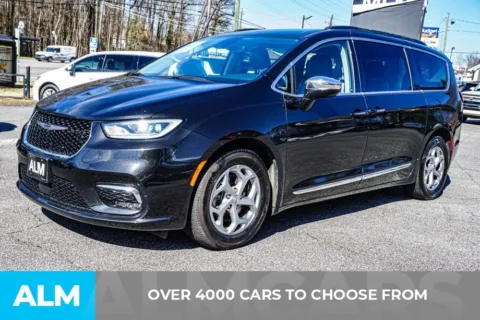 Another view of 2023 Chrysler Pacifica Limited for sale in Marietta, GA at ALM Marietta