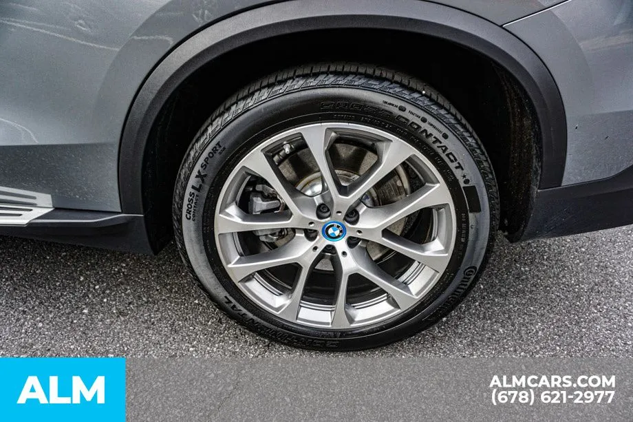 2025 BMW X5 50e - Photo 18