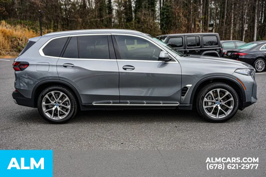 2025 BMW X5 50e - Photo 9