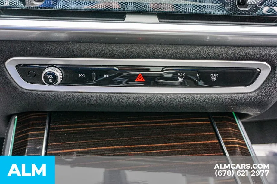2025 BMW X5 50e - Photo 45