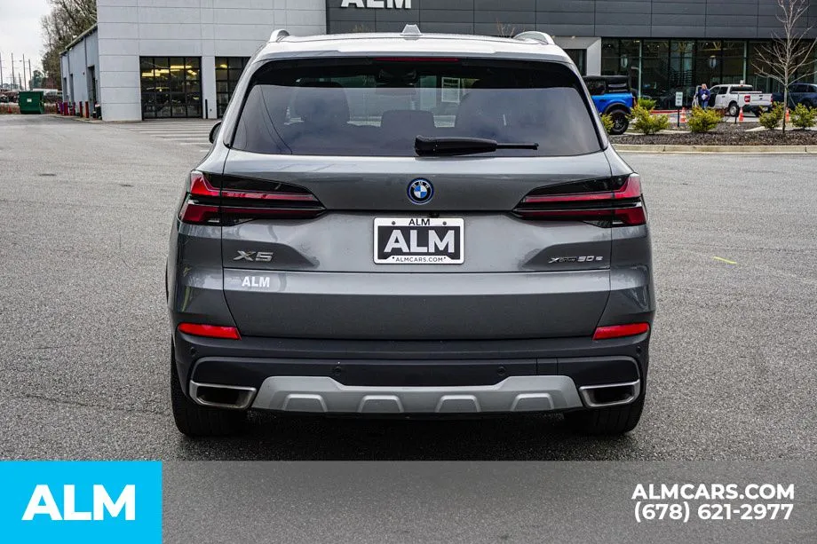 2025 BMW X5 50e - Photo 11