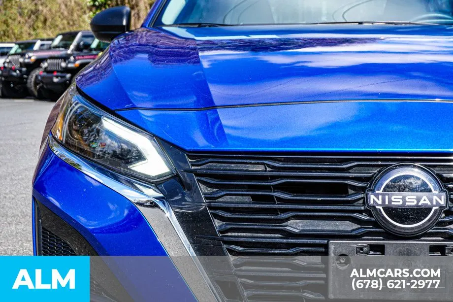 2025 Nissan Altima SV - Photo 12