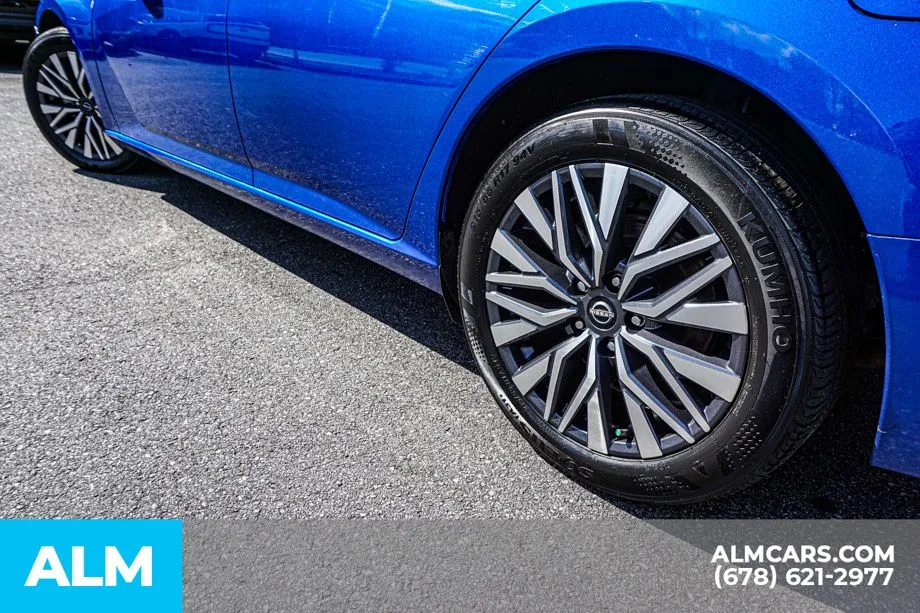 2025 Nissan Altima SV - Photo 16