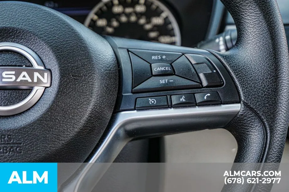 2025 Nissan Altima SV - Photo 30