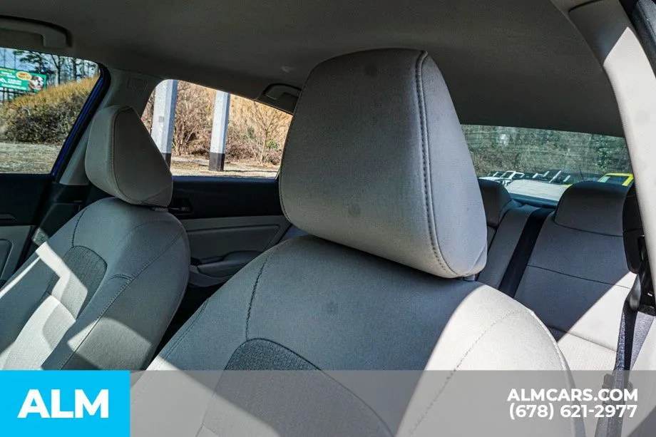 2025 Nissan Altima SV - Photo 18