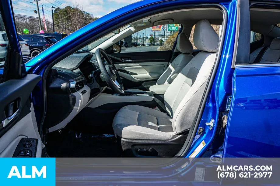 2025 Nissan Altima SV - Photo 19