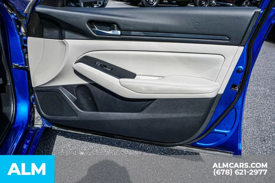 2025 Nissan Altima SV - Photo 50
