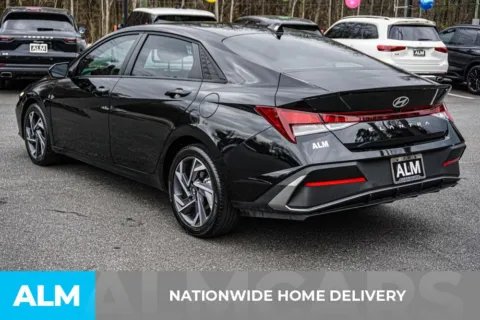 More photos of 2025 Hyundai Elantra SEL Sport at ALM Marietta, GA