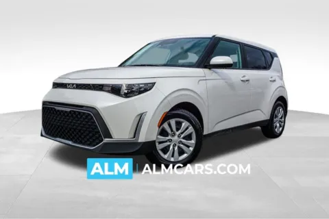 White 2025 Kia Soul LX for sale in Marietta, GA