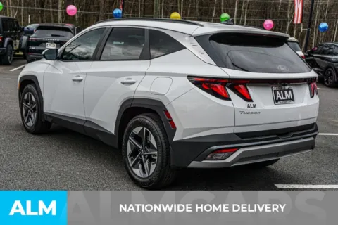 More photos of 2025 Hyundai Tucson SEL at ALM Marietta, GA