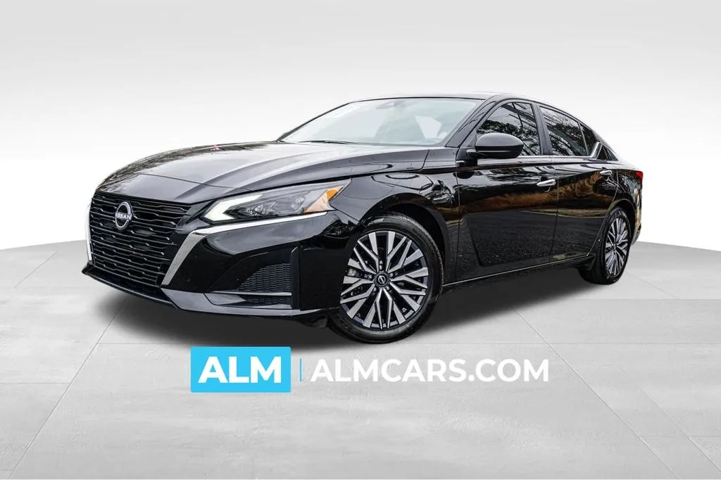 2025 Nissan Altima