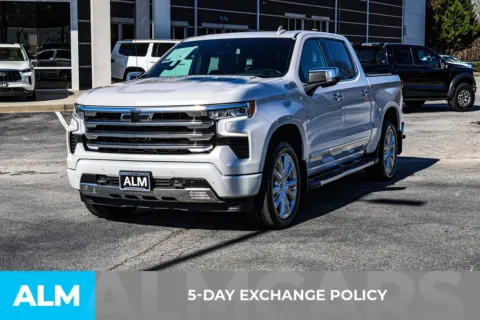 More photos of 2025 Chevrolet Silverado 1500 High Country at ALM Marietta, GA
