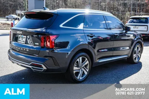 More photos of 2022 Kia Sorento Hybrid EX at ALM Marietta, GA