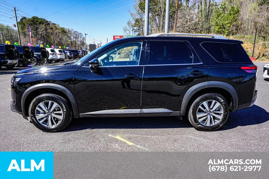 2025 Nissan Pathfinder SL - Photo 7