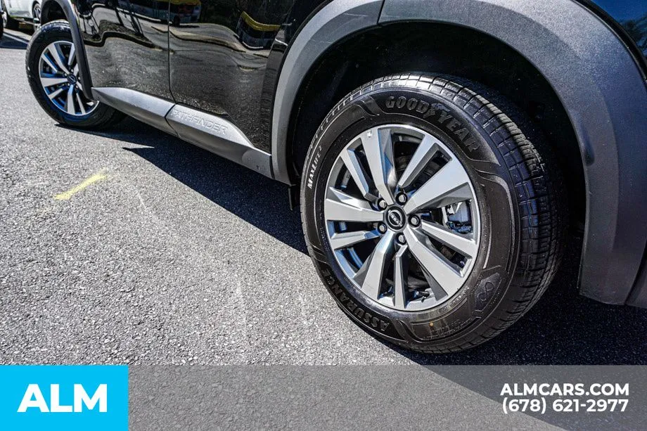 2025 Nissan Pathfinder SL - Photo 16