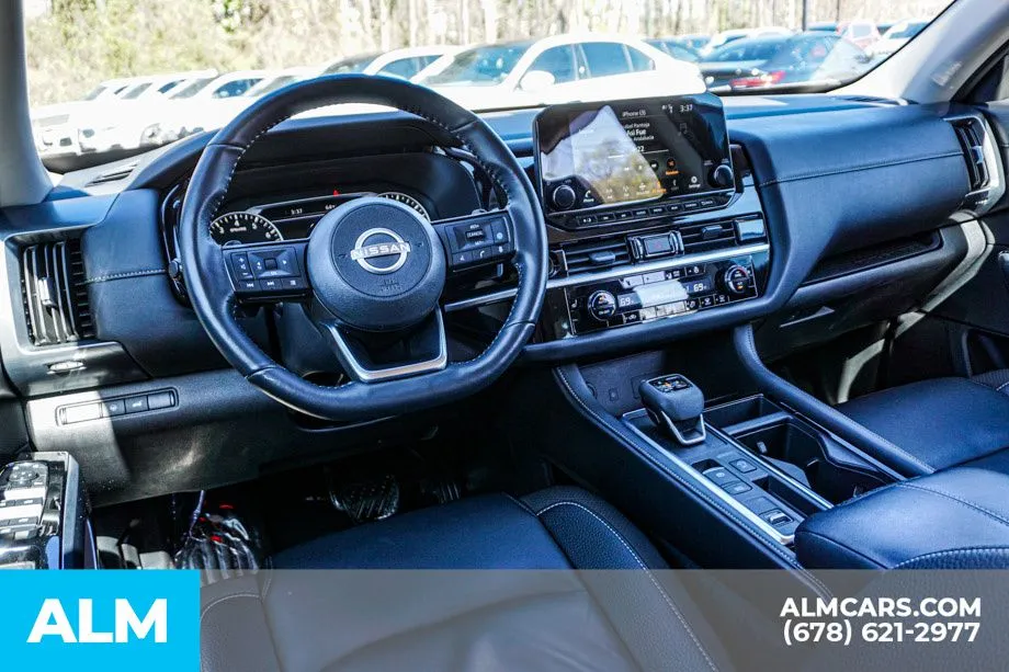 2025 Nissan Pathfinder SL - Photo 29