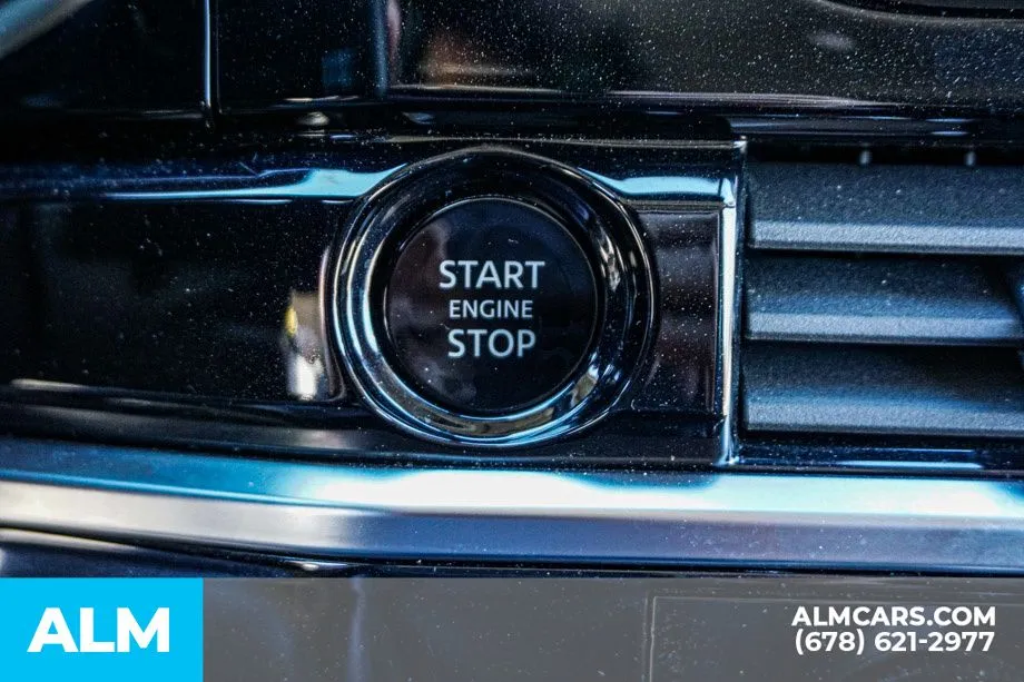 2025 Nissan Pathfinder SL - Photo 45