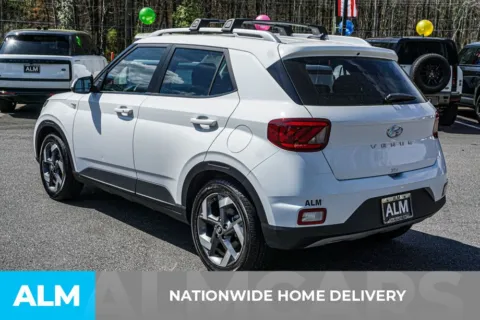 More photos of 2025 Hyundai Venue SEL at ALM Marietta, GA