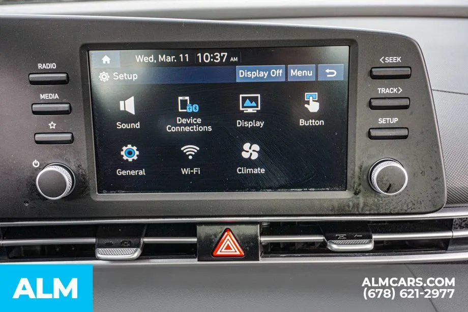 2025 Hyundai Elantra SE - Photo 34