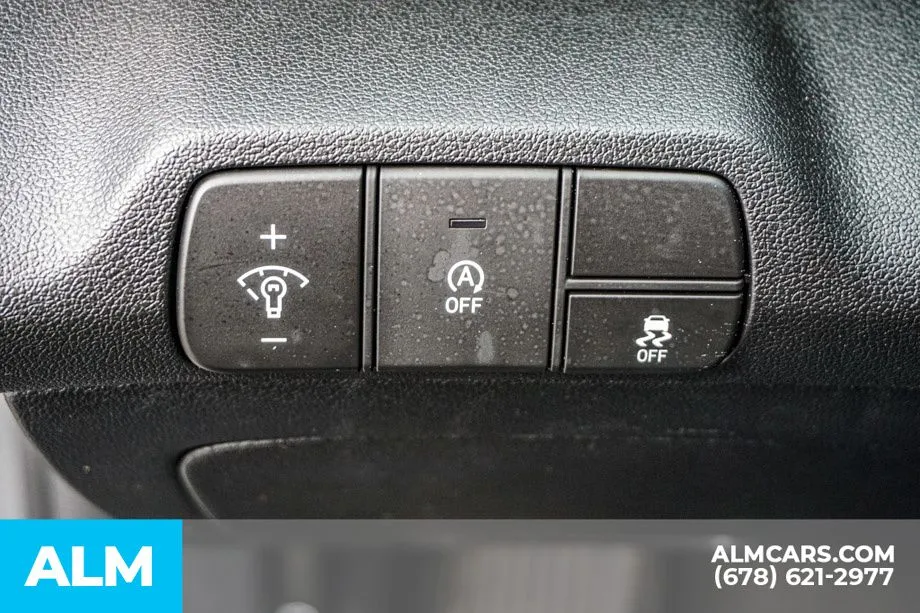 2025 Hyundai Elantra SE - Photo 43