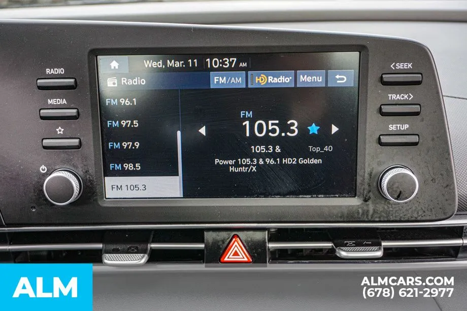 2025 Hyundai Elantra SE - Photo 37