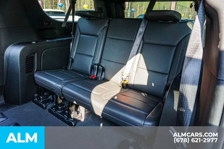 2024 Chevrolet Suburban LT - Photo 22