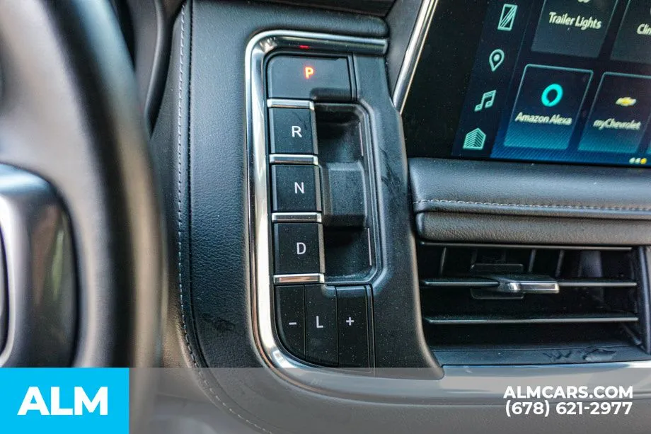 2024 Chevrolet Suburban LT - Photo 45