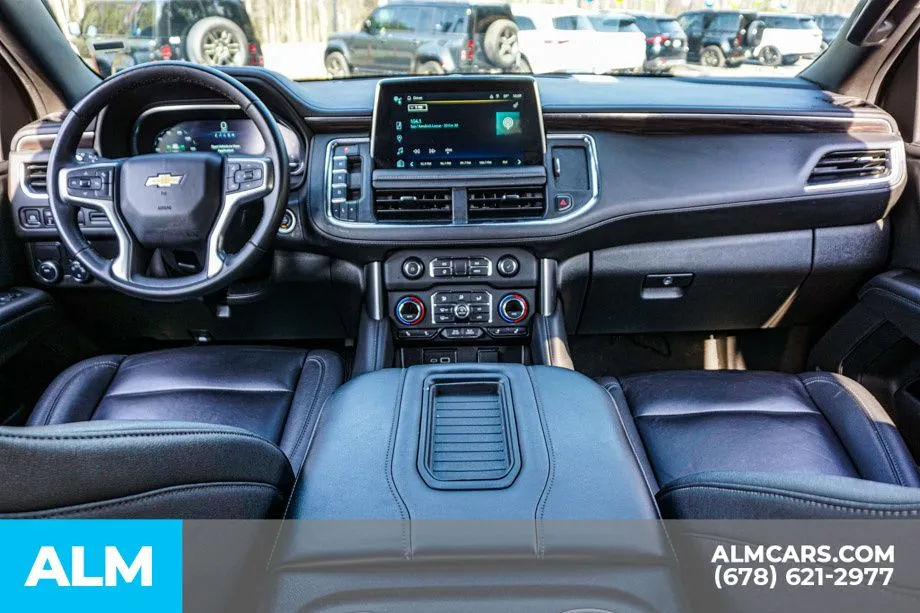 2024 Chevrolet Suburban LT - Photo 28