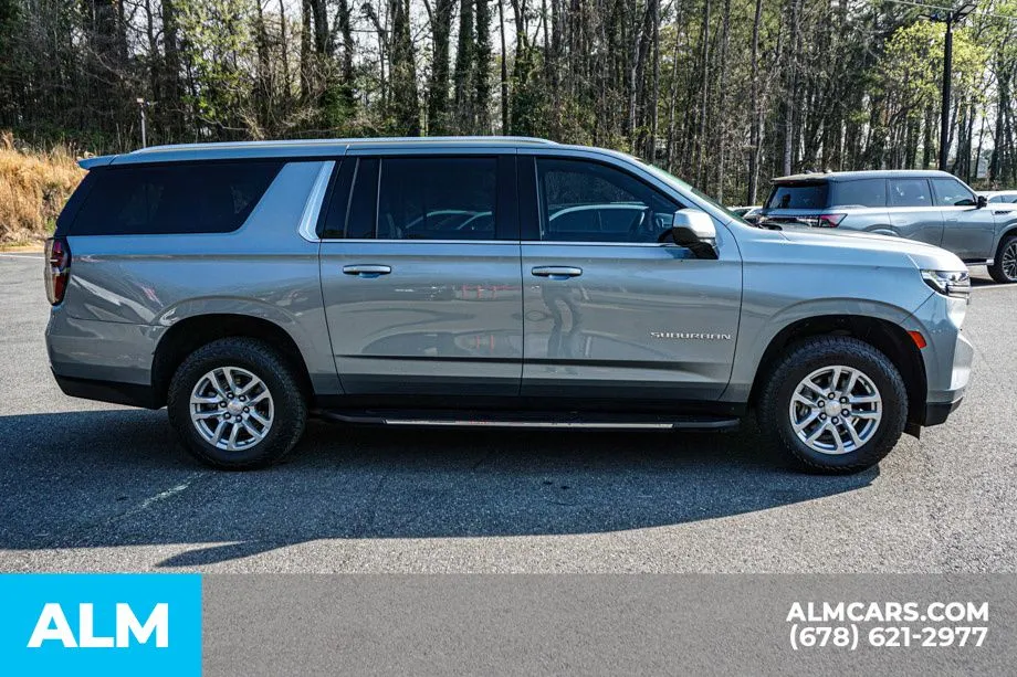 2024 Chevrolet Suburban LT - Photo 9