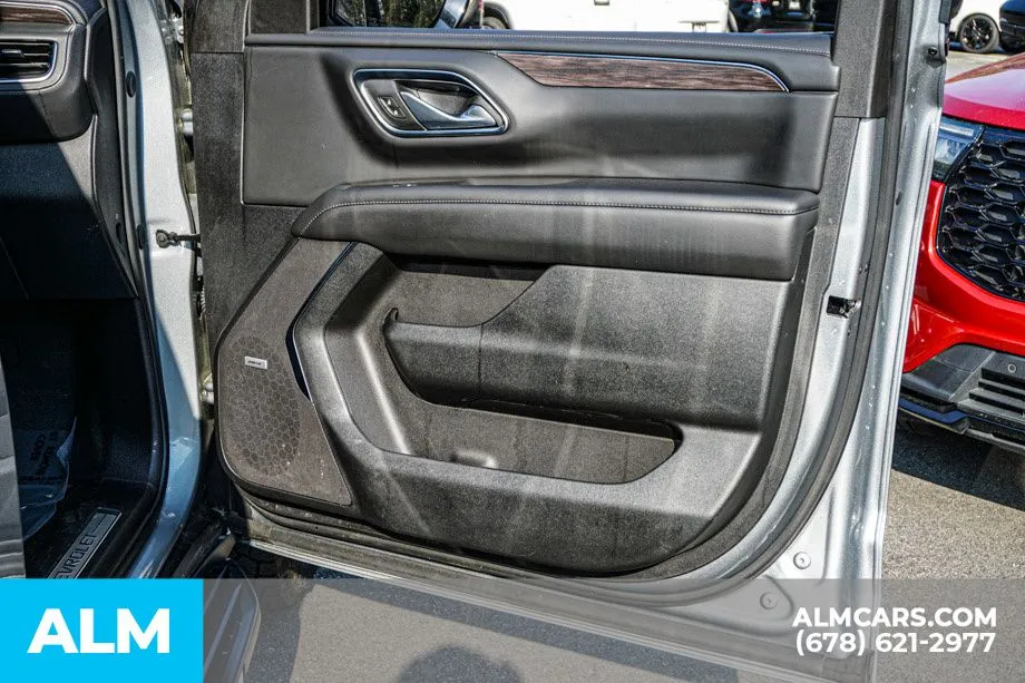 2024 Chevrolet Suburban LT - Photo 54