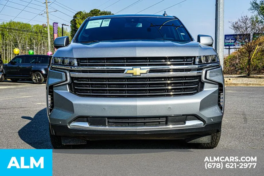 2024 Chevrolet Suburban LT - Photo 10