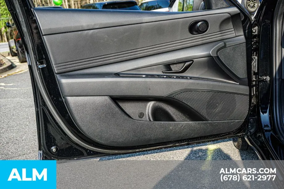 2025 Hyundai Elantra SEL - Photo 44