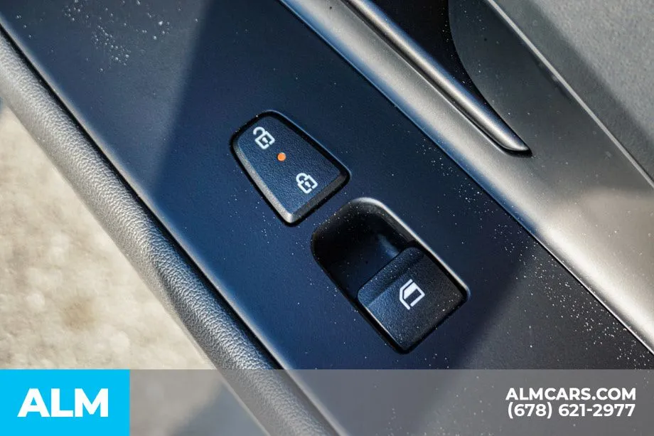2025 Hyundai Elantra SEL - Photo 50