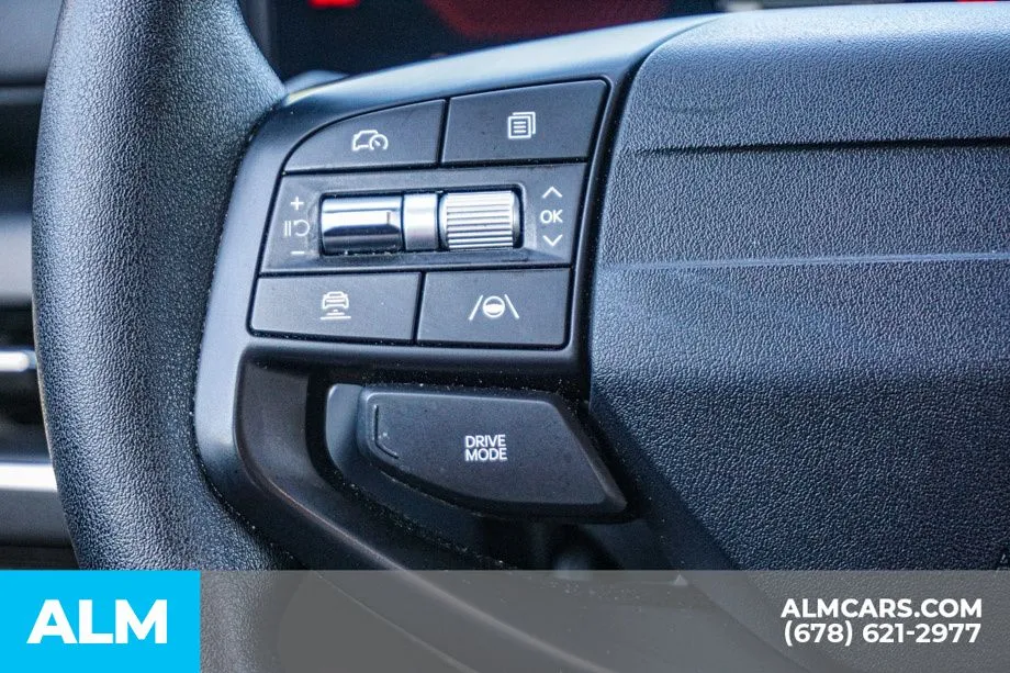 2025 Kia K4 LXS - Photo 29
