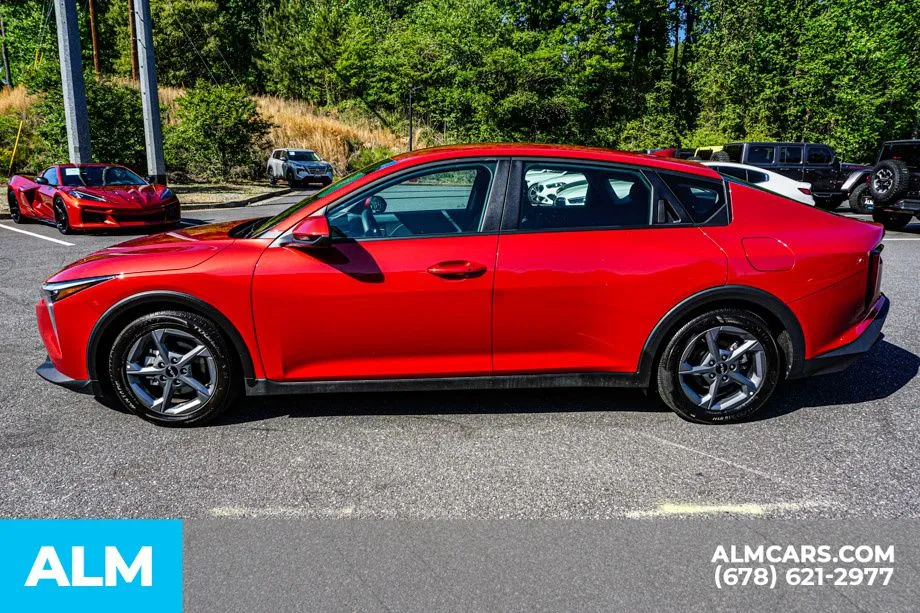 2025 Kia K4 LXS - Photo 7