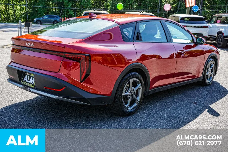 2025 Kia K4 LXS - Photo 6