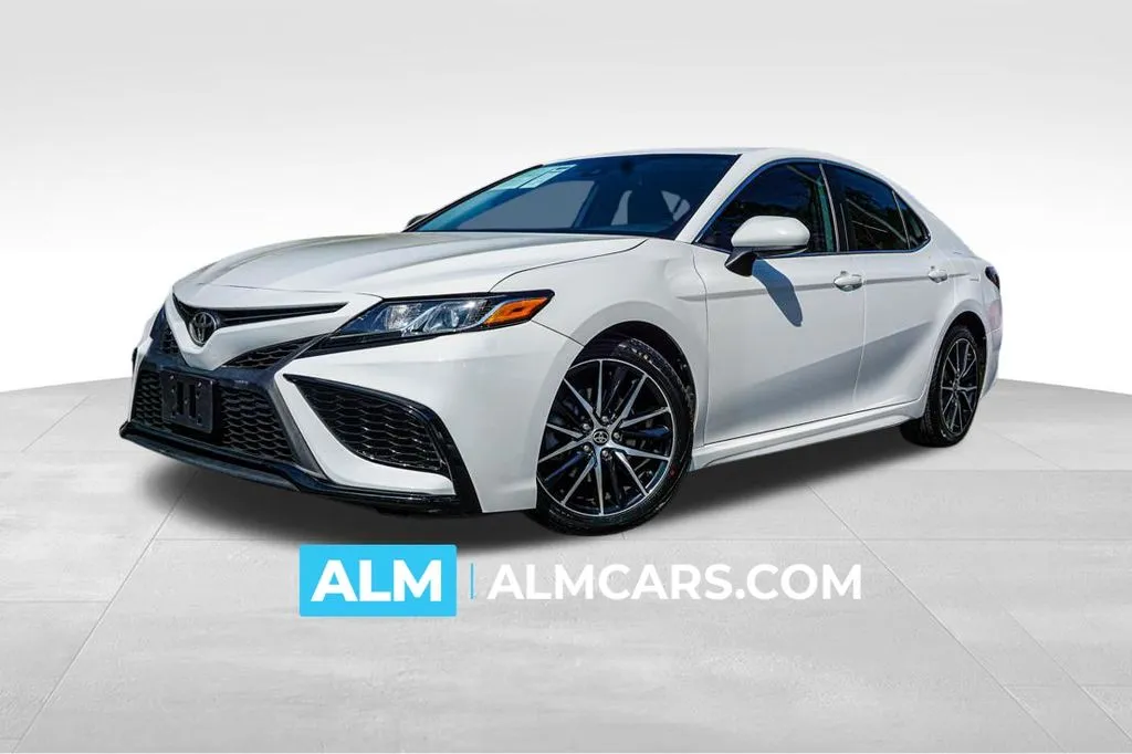 White 2021 Toyota Camry SE for sale in Marietta, GA