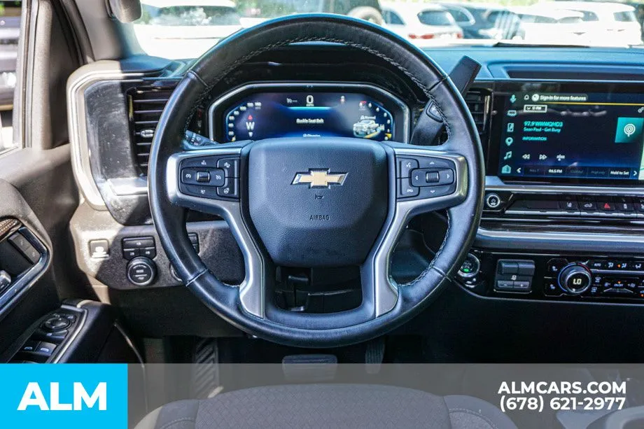 2025 Chevrolet Silverado 2500HD LT - Photo 28