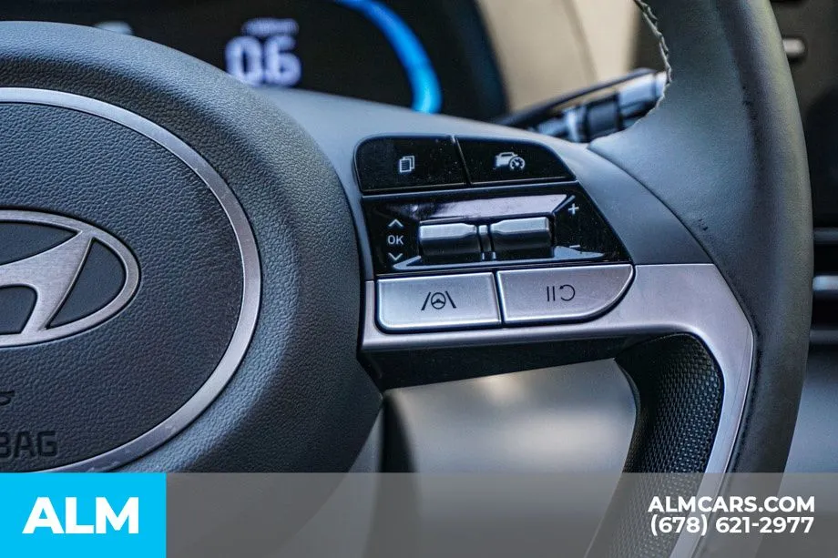 2025 Hyundai Elantra SEL - Photo 30