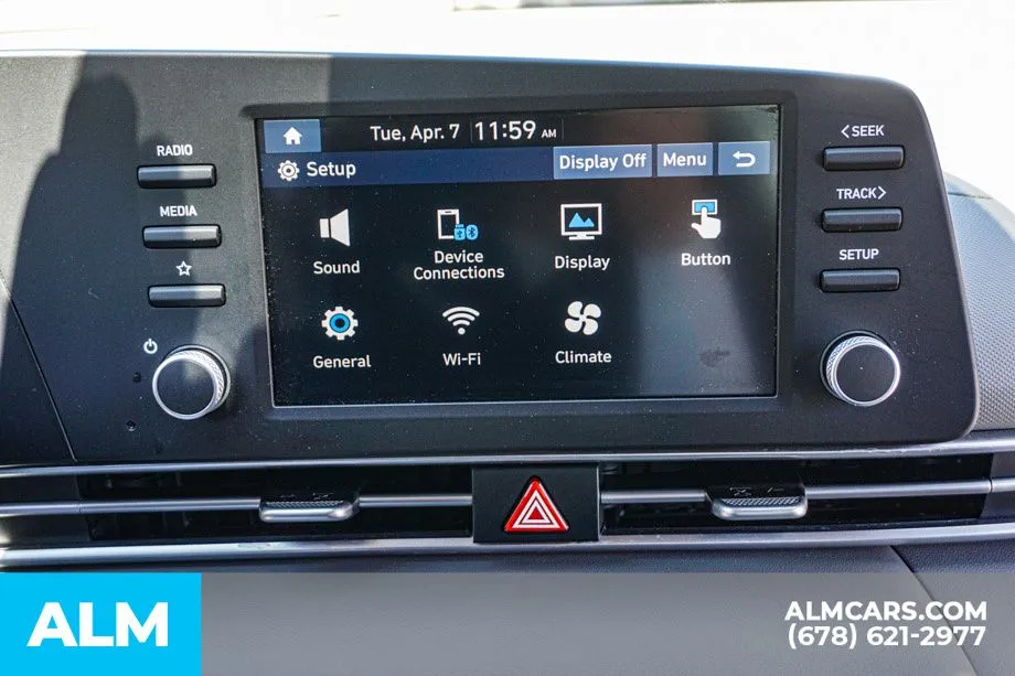 2025 Hyundai Elantra SEL - Photo 34