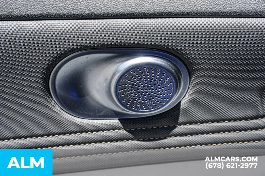 2025 Hyundai Elantra SEL - Photo 47