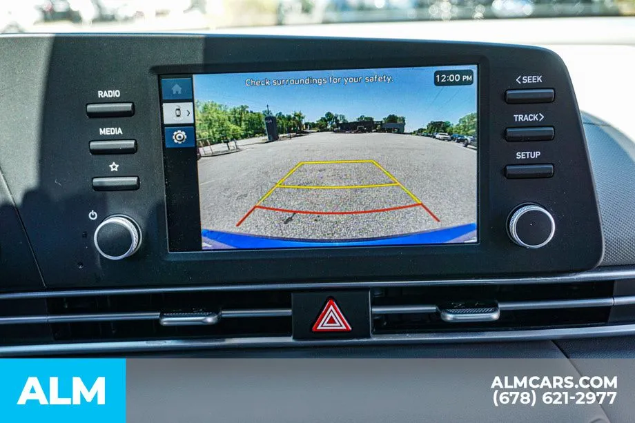 2025 Hyundai Elantra SEL - Photo 35