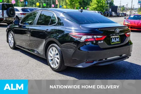 More photos of 2021 Toyota Camry LE at ALM Marietta, GA