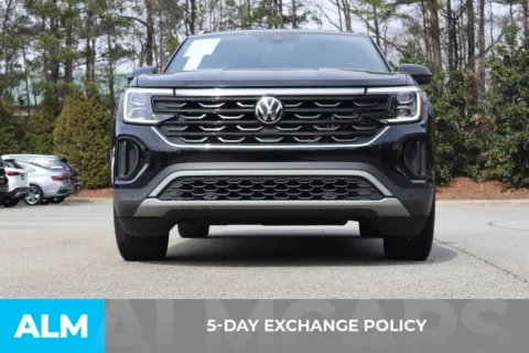More photos of 2024 Volkswagen Atlas Cross Sport 2.0T SE w/Technology at ALM Marietta, GA